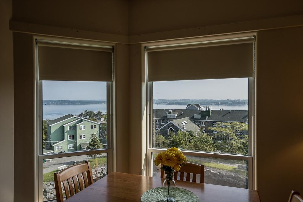 Mount Saint Vincent University Halifax Room photo